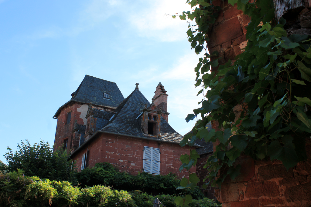 Collonges-la-rouge - Correze - France - Article de voyage by Drawingsandthings