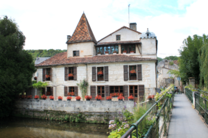 Brantome_Drawingsandthings_perigord-dordogne_1